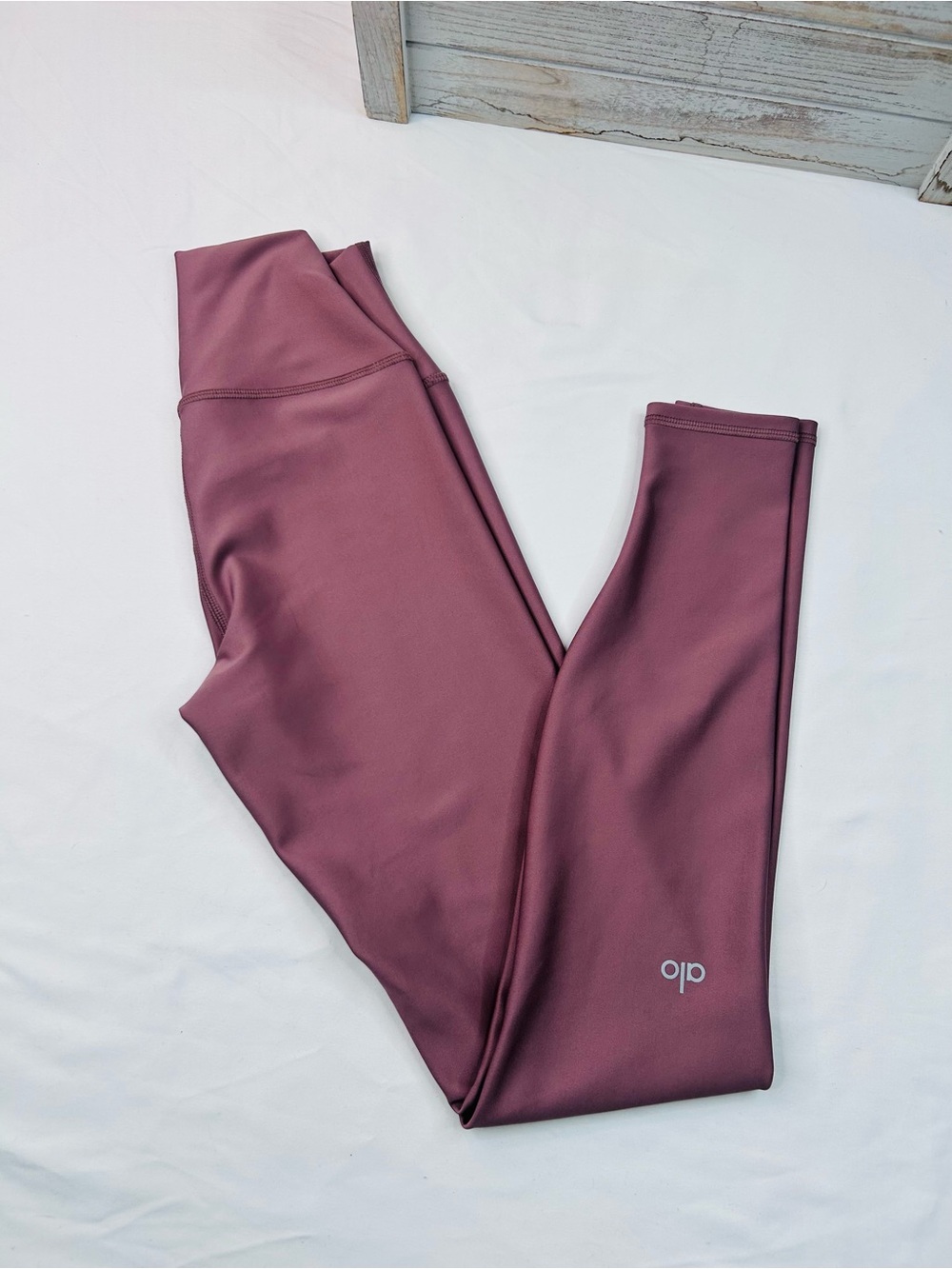 ALO Yoga Airlift High-Waisted Leggings Rose Quartz